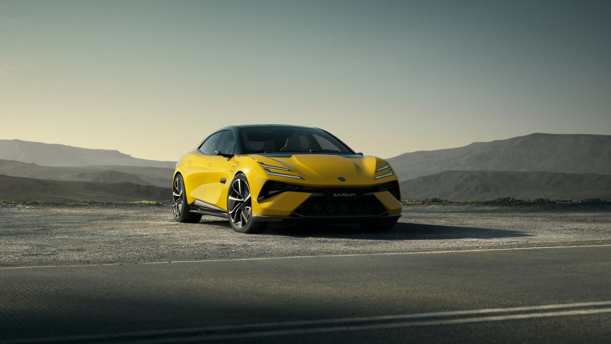 Lotus Emeya — vista 7/8 frontal